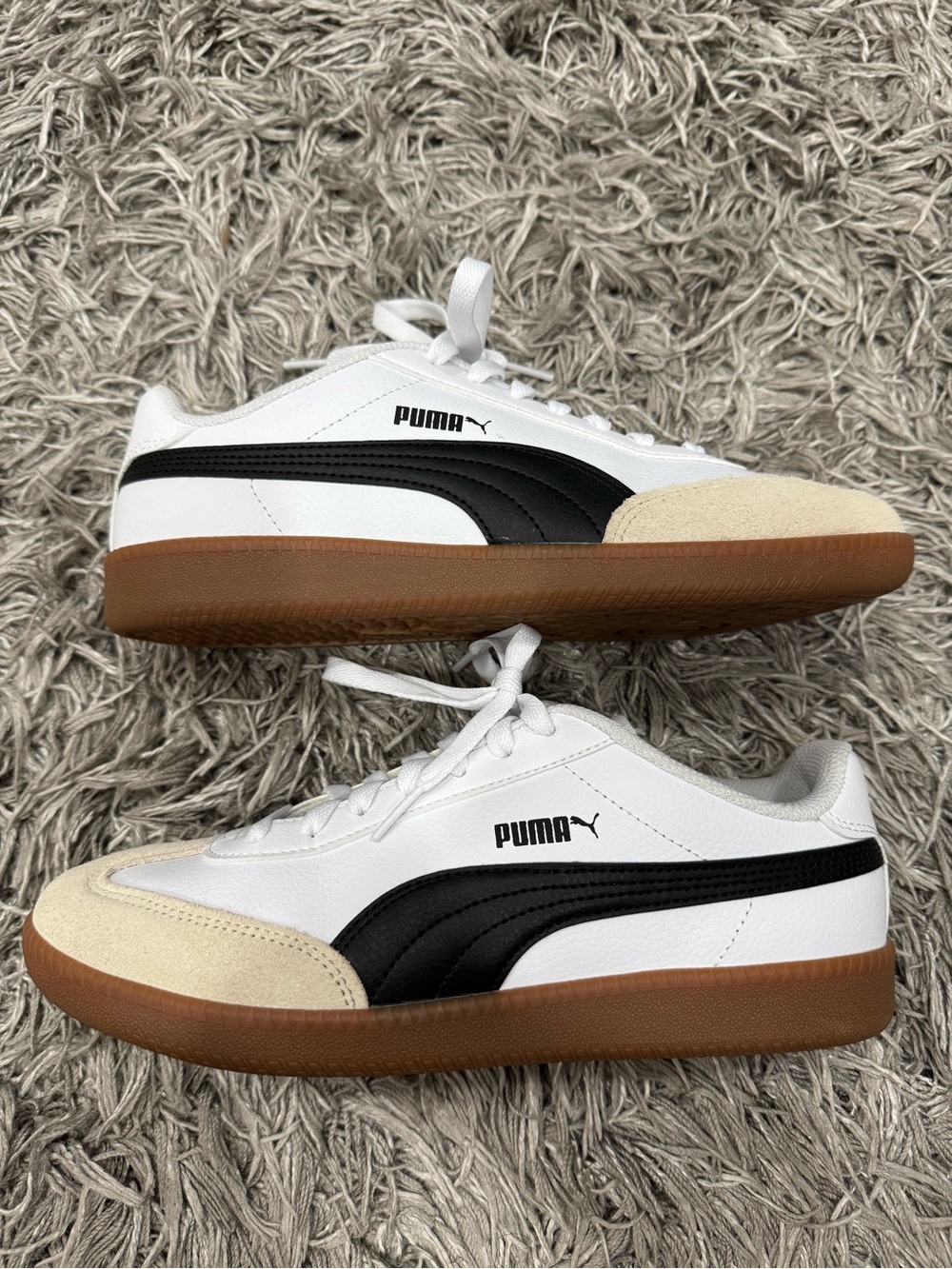 Puma women  White & Black Classic Court Sneaker